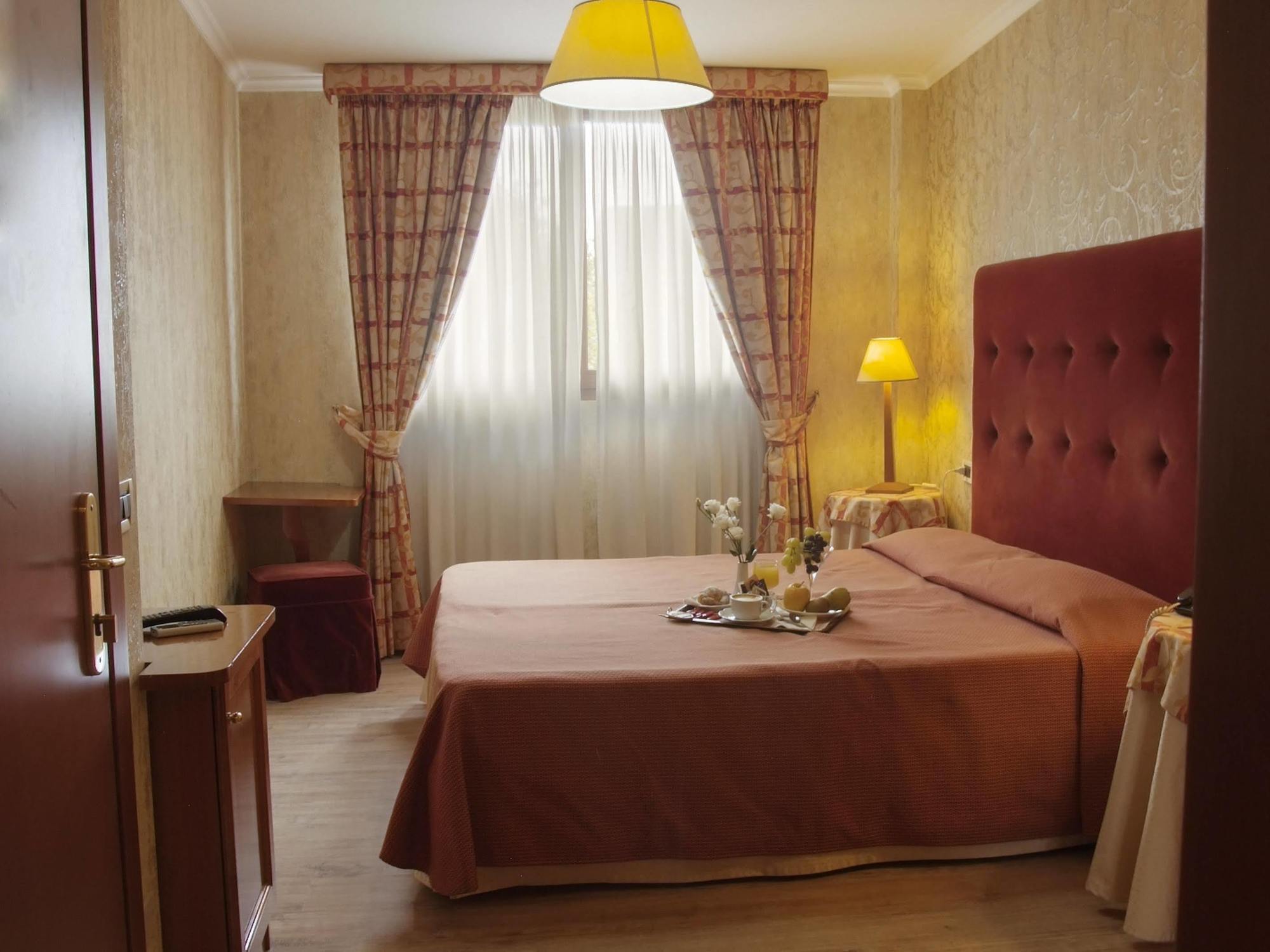 Hotel Villa Rosa Řím Exteriér fotografie